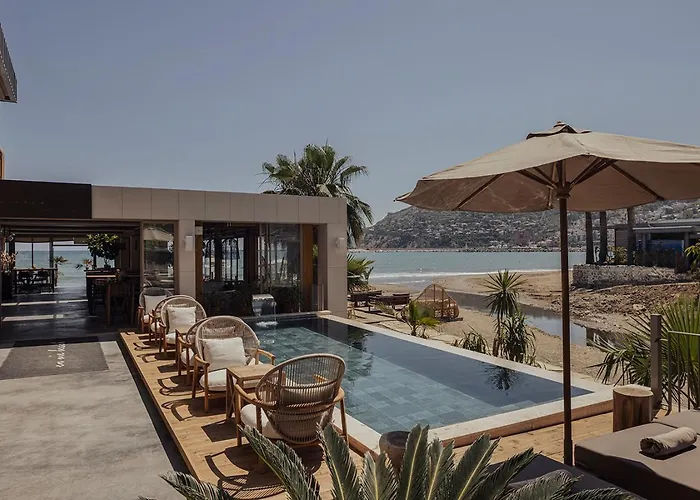 En Vie Beach Boutique Hotel - Adults Only